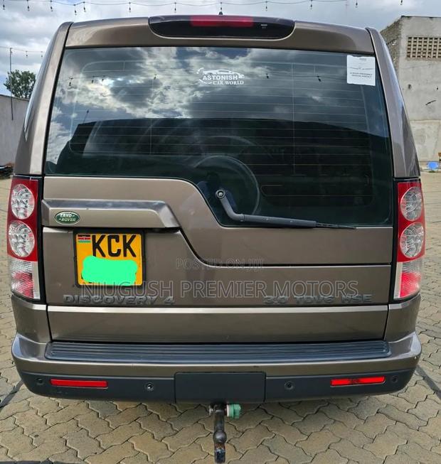 Land Rover Discovery 2010 Brown