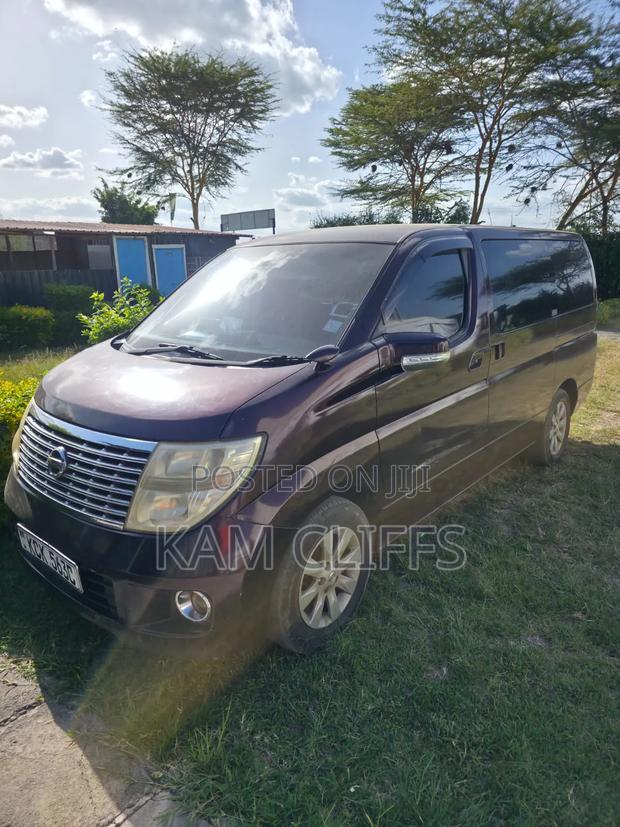 Nissan Elgrand 2010 Burgundy