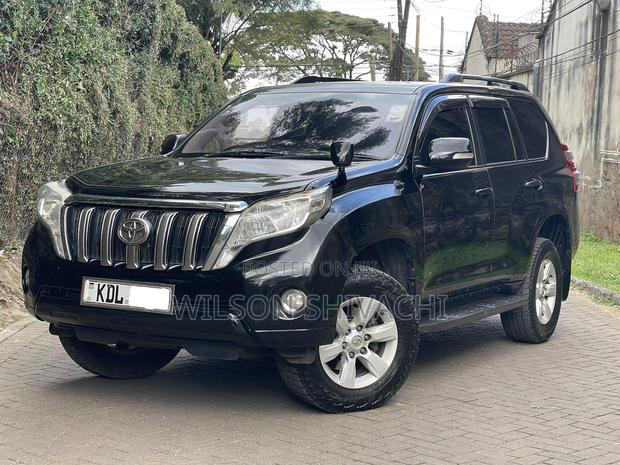 Toyota Land Cruiser Prado 2016 Black