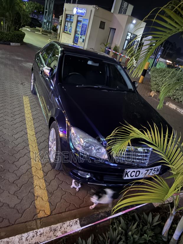 Mercedes-Benz C200 2009 Black