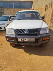 Mitsubishi L200 2005 White for sale