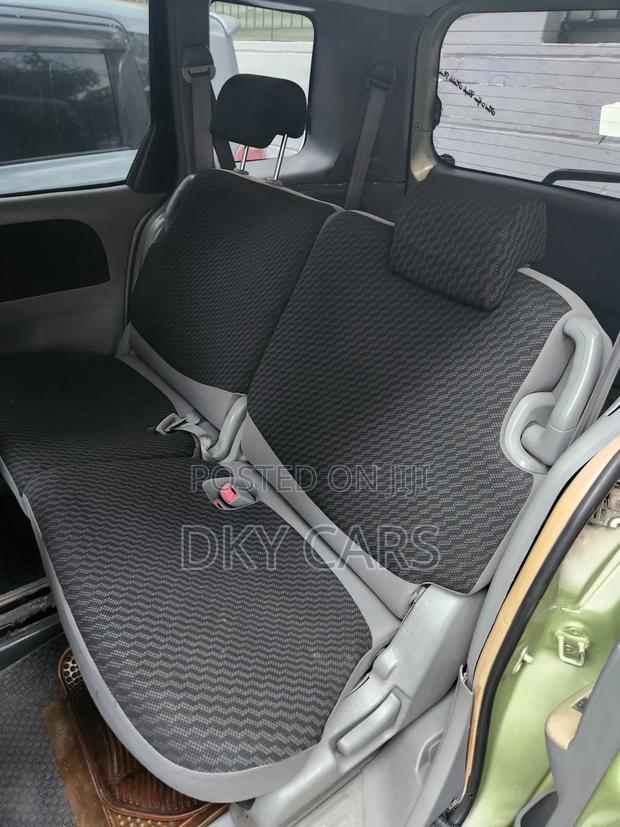 Toyota Sienta 2008 Green