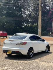 Mazda Axela 2010 White for sale