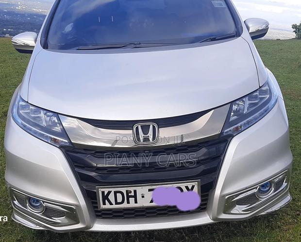 Honda Odyssey 2.4 G 2WD (8 seater) 2015 Silver
