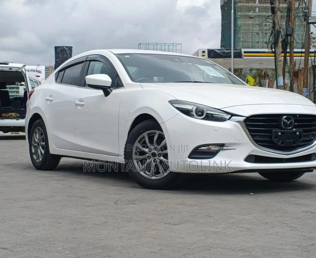 Mazda Axela 2019 White