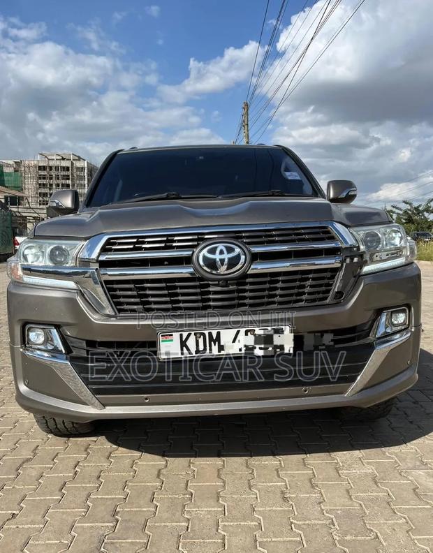 Toyota Land Cruiser 4.5 V8 GX-R 2012 Gray
