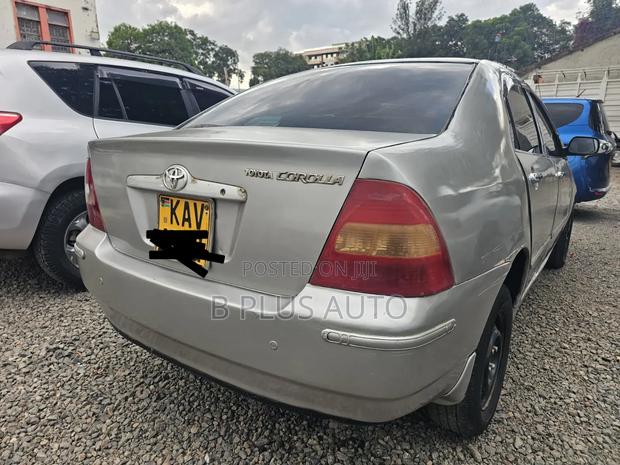 Toyota Corolla 2005 Silver