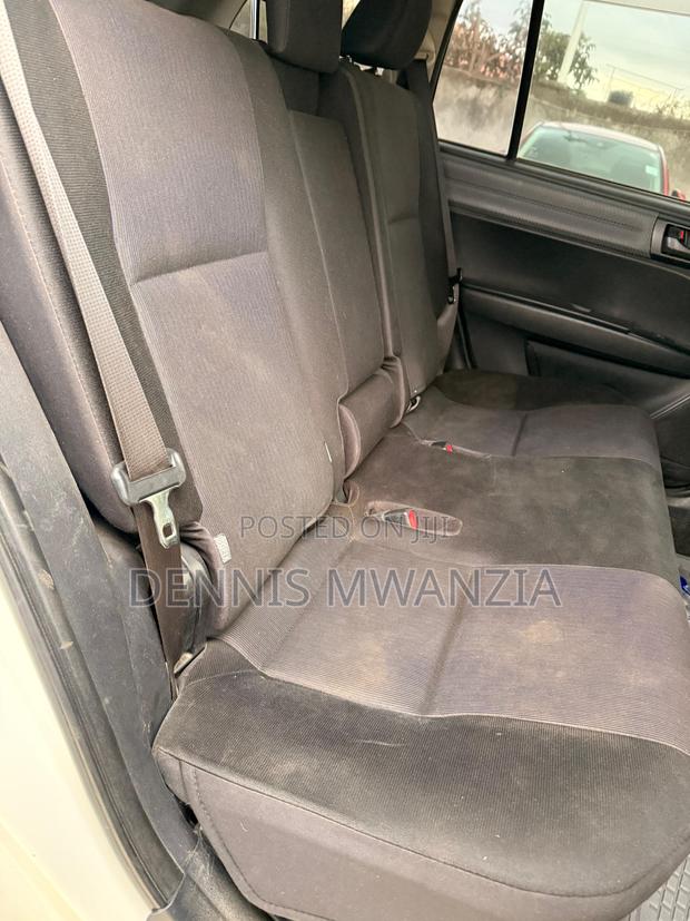 Toyota Corolla Fielder 1.5 Hybrid FWD 2013 White