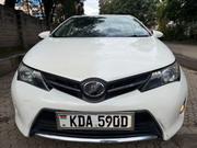 Toyota Auris 2014 White for sale