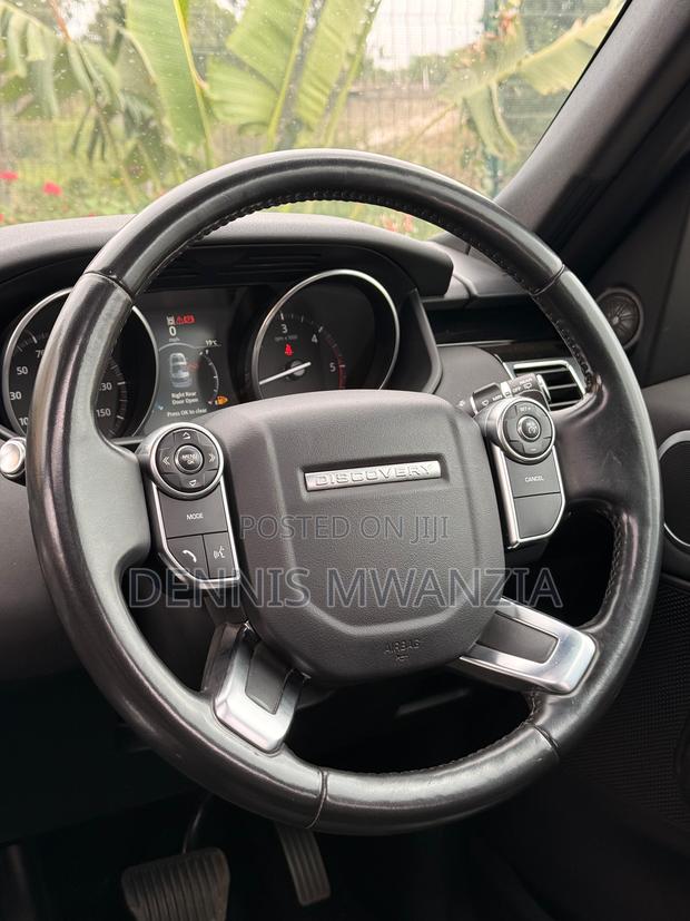 Land Rover Discovery Sport HSE LUX 2018 Blue