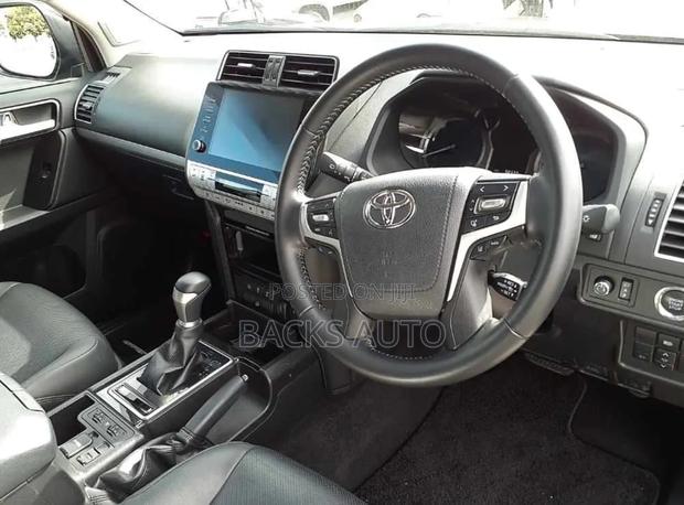 Toyota Land Cruiser Prado 2.8 2021