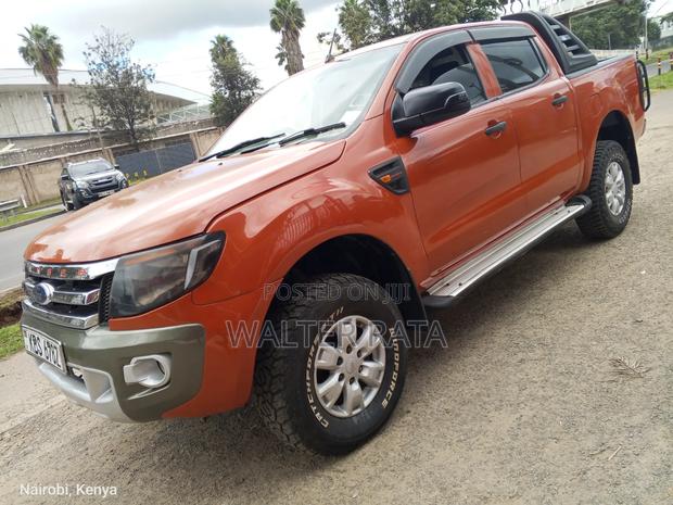 Ford Ranger Wildtrak 2012 Orange