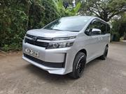 Toyota Noah 2016 Silver for sale