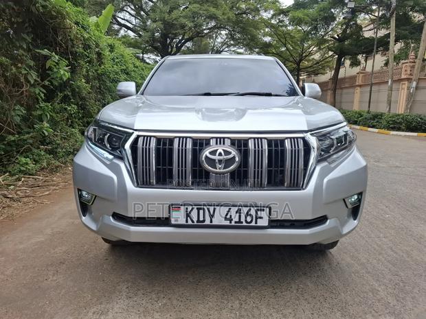 Toyota Land Cruiser Prado 3.0 TD 2010 Silver