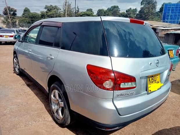 Nissan Wingroad 2005 Silver