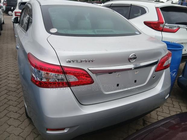 Nissan Sylphy 2018 Silver