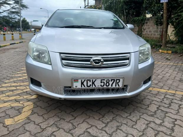 Toyota Axio 2009 Silver