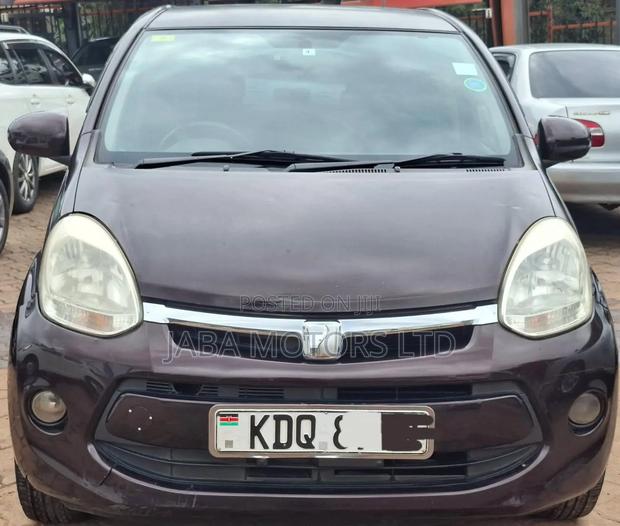 Toyota Passo 2016 Purple