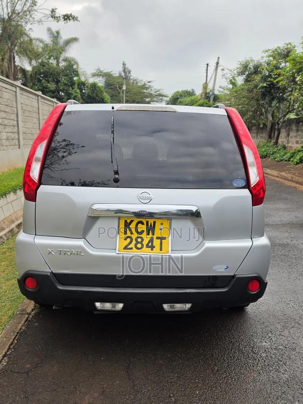 Nissan X-Trail 2012 Silver