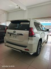 Toyota Land Cruiser Prado 2019 White for sale