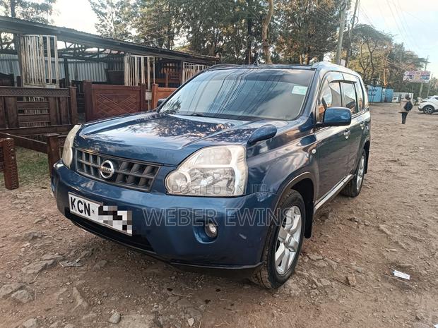 Nissan X-Trail 2.0 Petrol XE 2010 Blue