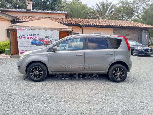 Nissan Note 2010 Gray