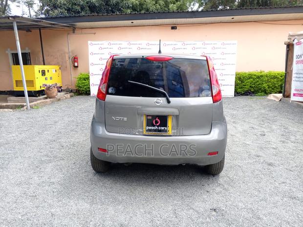 Nissan Note 2010 Gray