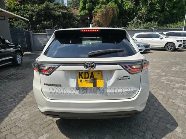 Toyota Harrier 2014 White
