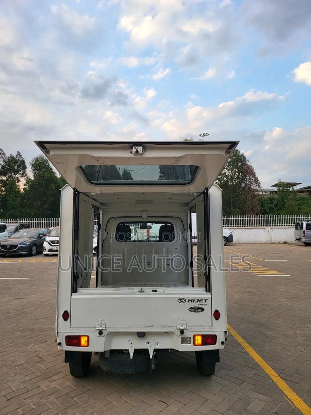 Daihatsu HIJET 2019 White