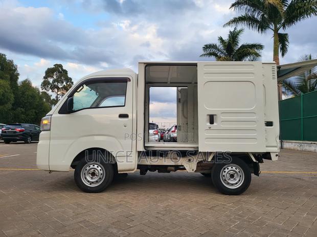 Daihatsu HIJET 2019 White