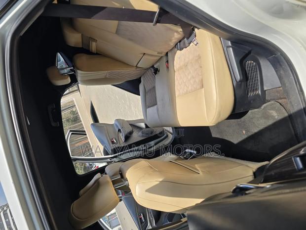 Toyota Harrier 2014 White