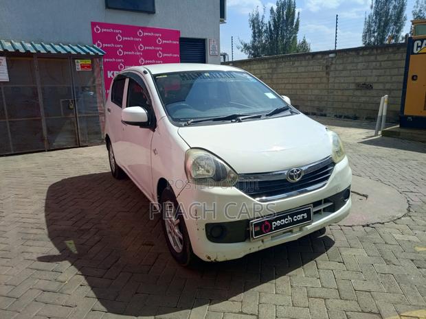Toyota Pixis 2013 White