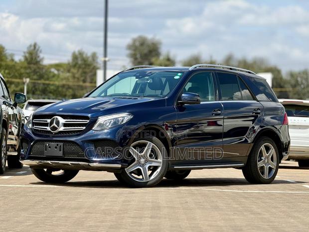 Mercedes-Benz GLE-Class GLE 350d 4MATIC 2016 Blue