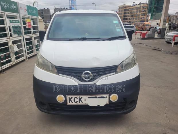 Nissan NV200 2009 White