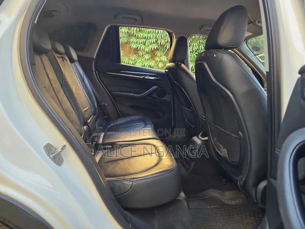 BMW X1 xDrive28i AWD 2016 White