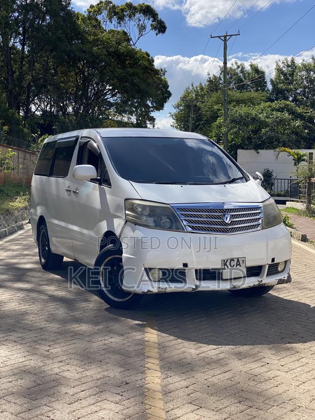 Toyota Alphard 2.4 Petrol AWD 2007 White