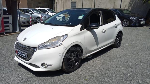 Peugeot 208 2014 White
