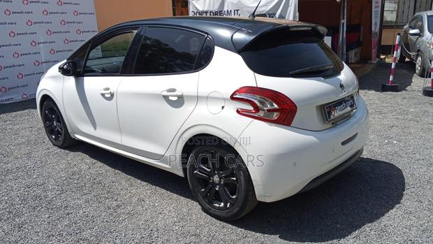 Peugeot 208 2014 White