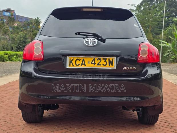 Toyota Auris 2008 Black