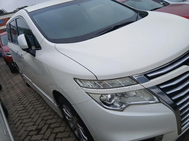 Nissan Elgrand 2018 White