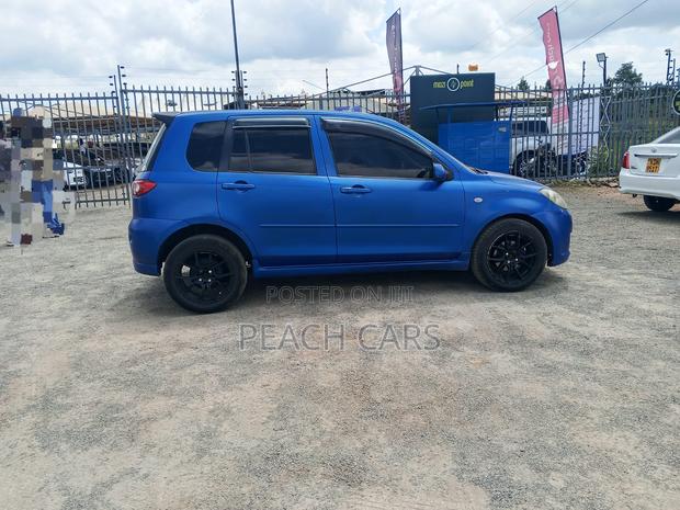 Mazda Demio 2005 Blue
