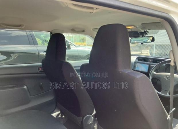 Toyota Probox 1.5 Hybrid DX 2019 White
