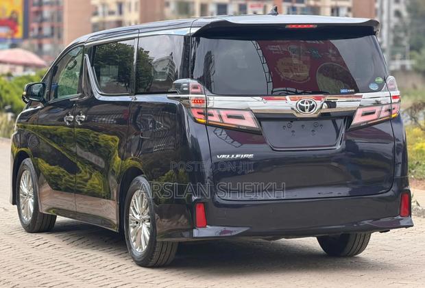 Toyota Alphard 2019 Black