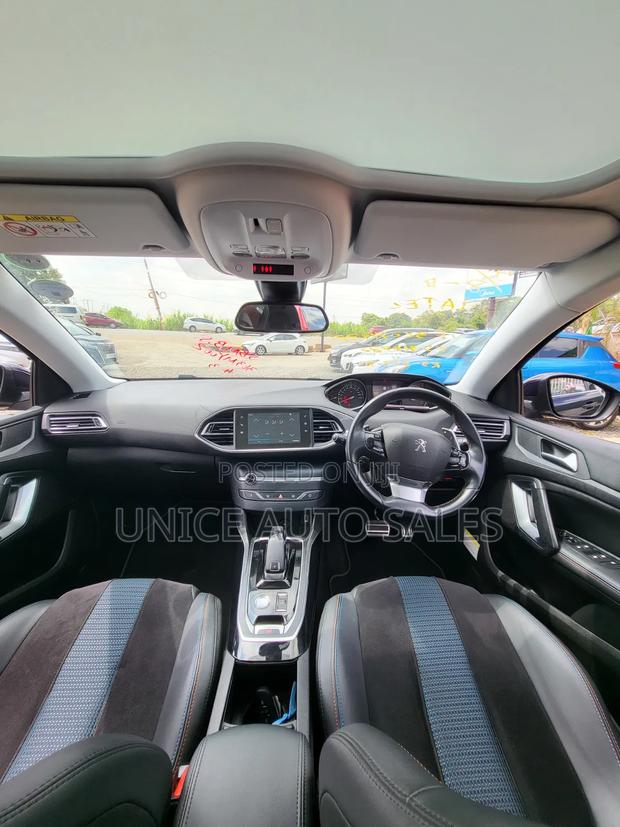 Peugeot 308 2019 Blue