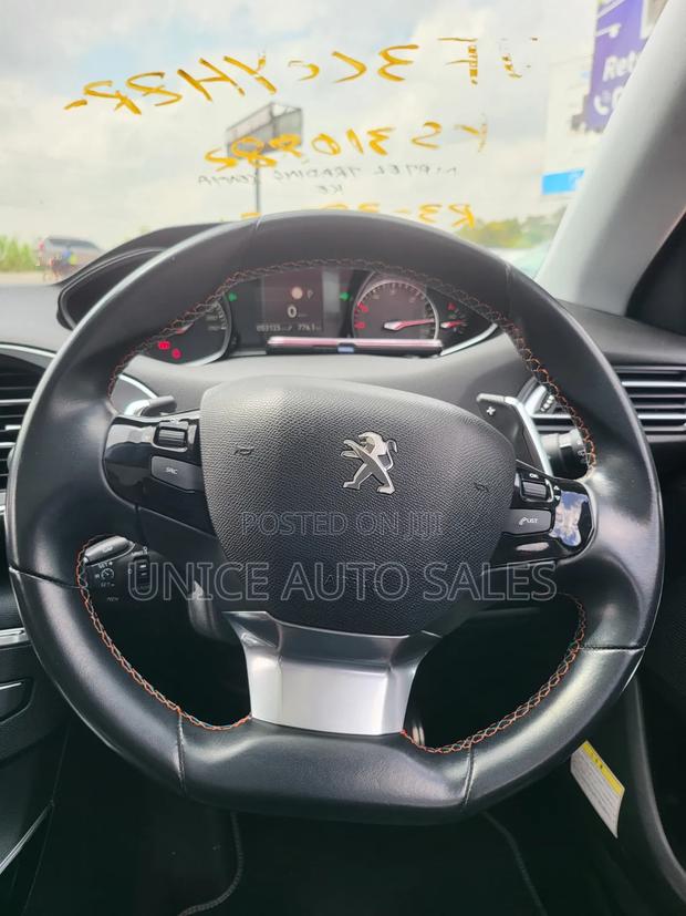 Peugeot 308 2019 Blue