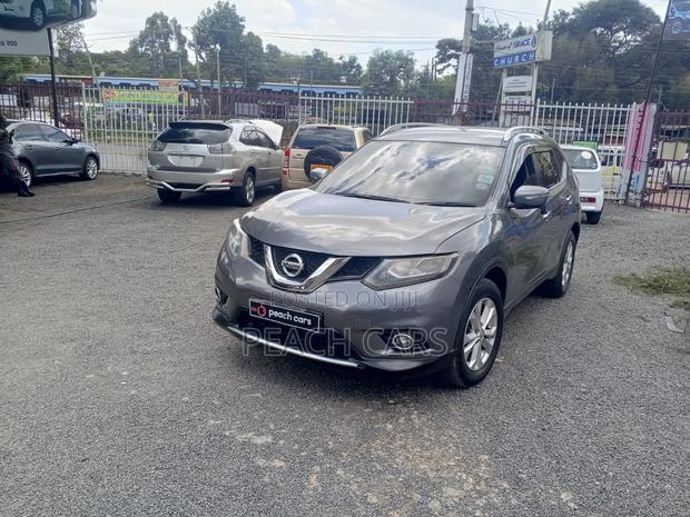 Nissan X-Trail 2015 Gray