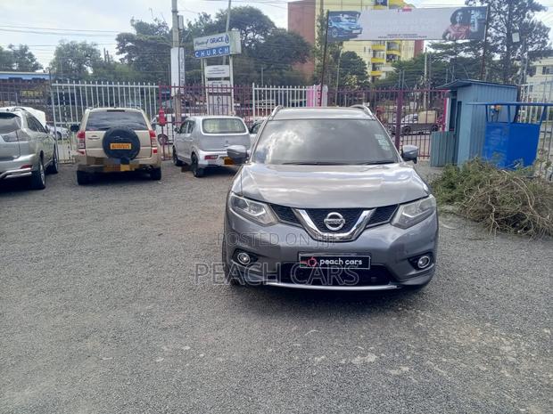 Nissan X-Trail 2015 Gray