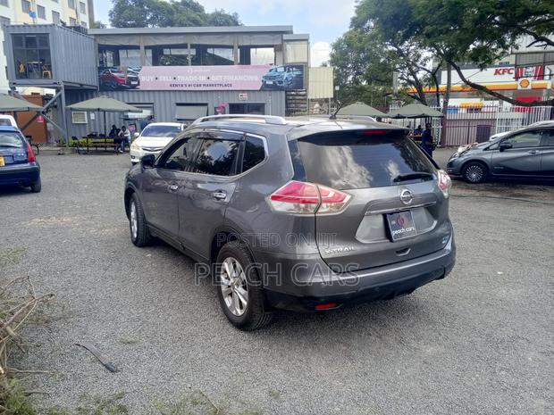 Nissan X-Trail 2015 Gray
