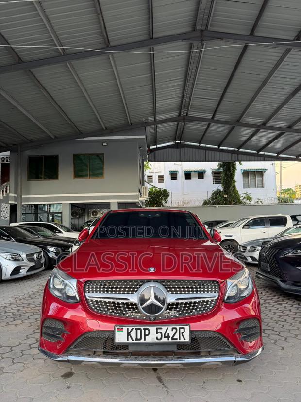 Mercedes-Benz GLC-Class 2017 Maroon