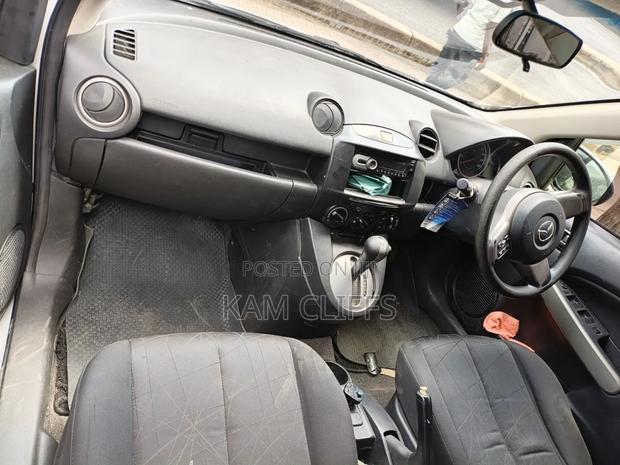 Mazda Demio 2012 Off white